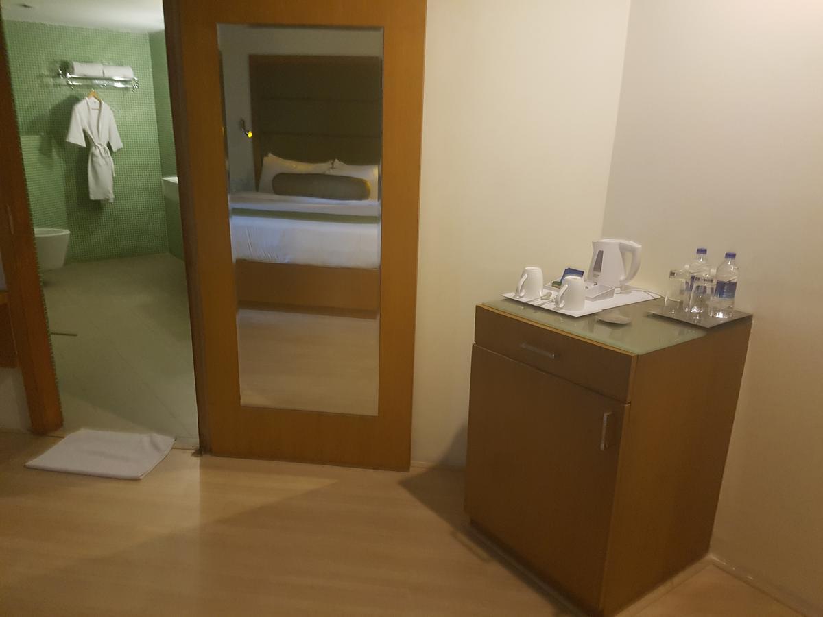 Peerless Hotel Hyderabad Luaran gambar