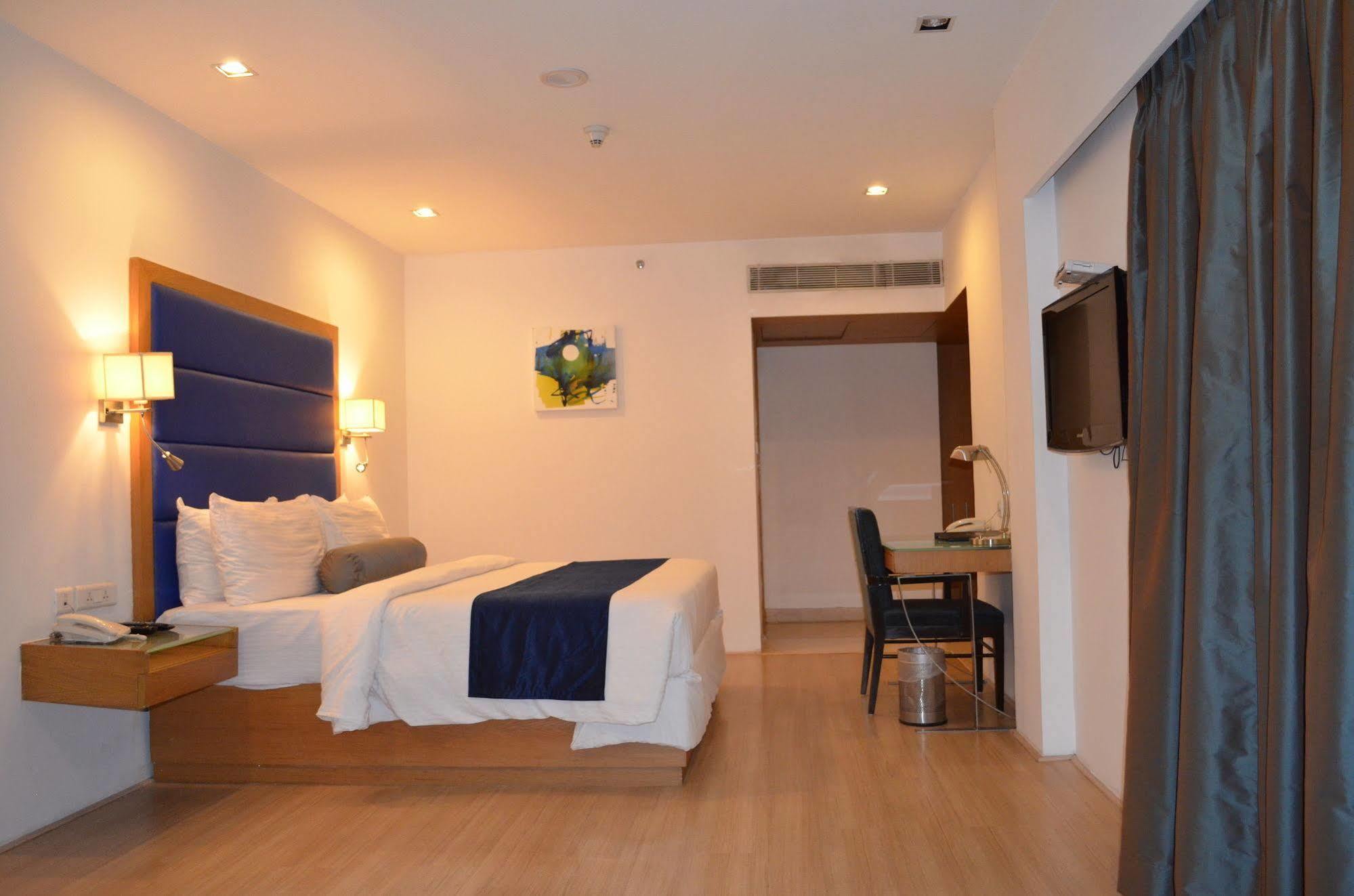 Peerless Hotel Hyderabad Luaran gambar