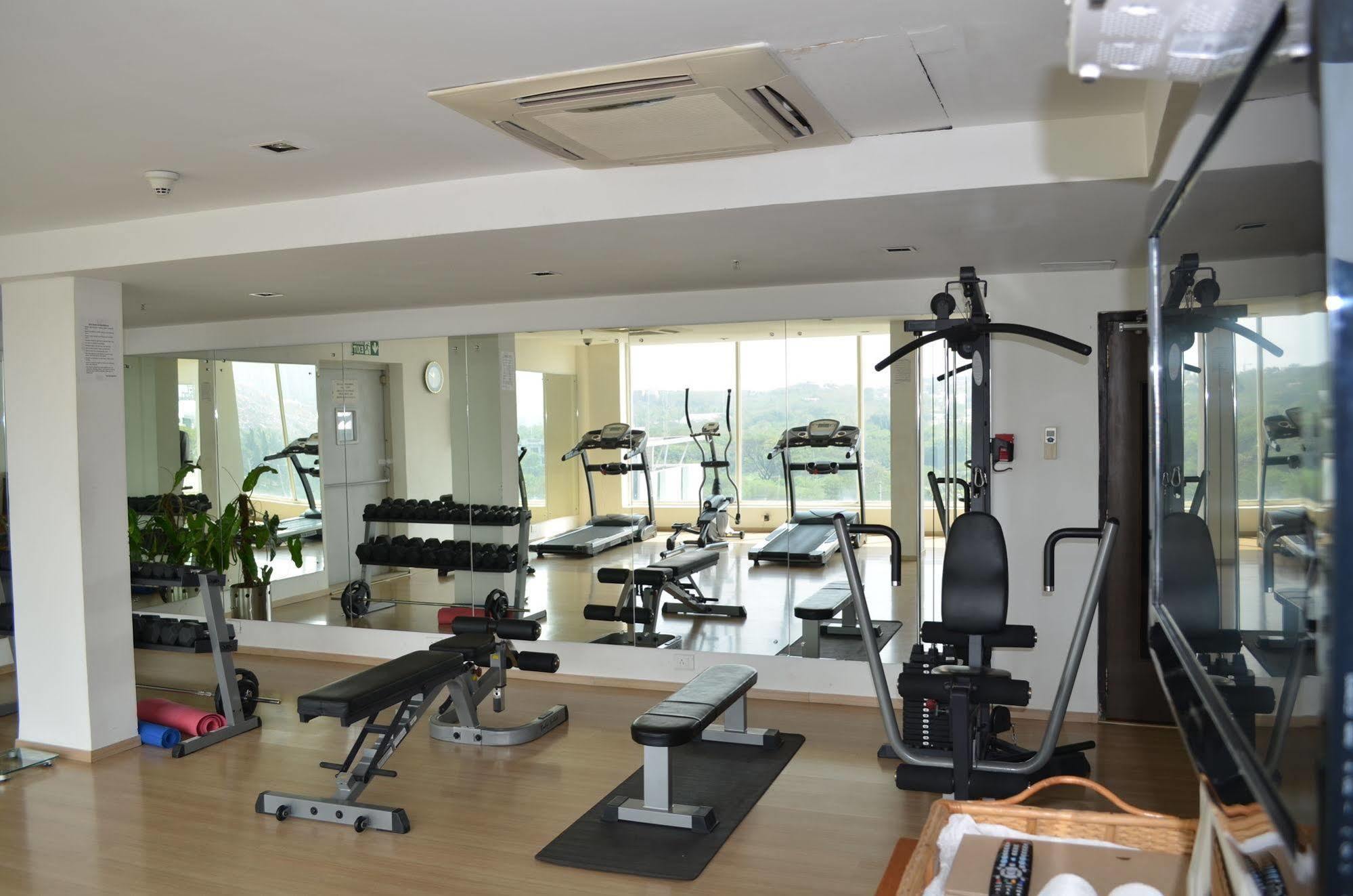 Peerless Hotel Hyderabad Luaran gambar