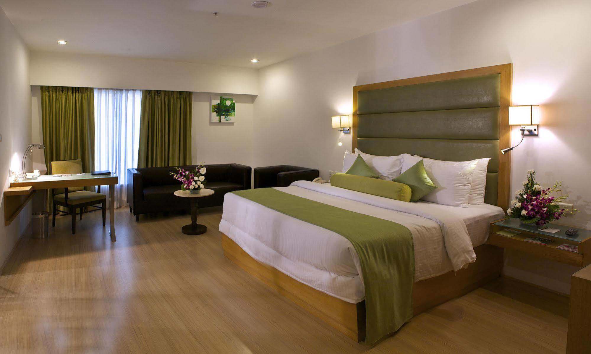 Peerless Hotel Hyderabad Luaran gambar